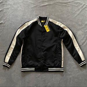 🌟 SOLD 🌟Black bomber jacket